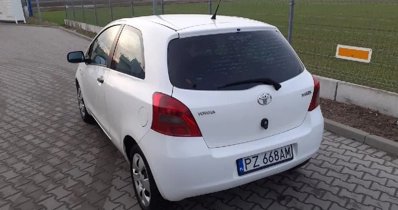 Toyota Yaris cena 11500 przebieg: 215000, rok produkcji 2007 z Piekary Śląskie małe 29